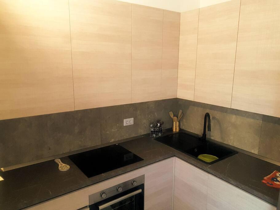 La Casina Di Nonna Giulia Apartment กัสตีลีโยเน ดิ ออร์ชา ภายนอก รูปภาพ