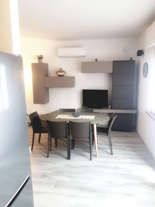 La Casina Di Nonna Giulia Apartment กัสตีลีโยเน ดิ ออร์ชา ภายนอก รูปภาพ