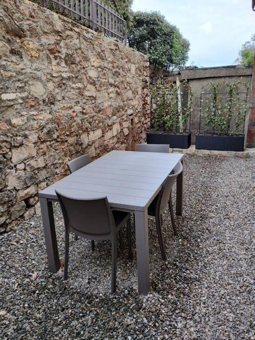 La Casina Di Nonna Giulia Apartment กัสตีลีโยเน ดิ ออร์ชา ภายนอก รูปภาพ